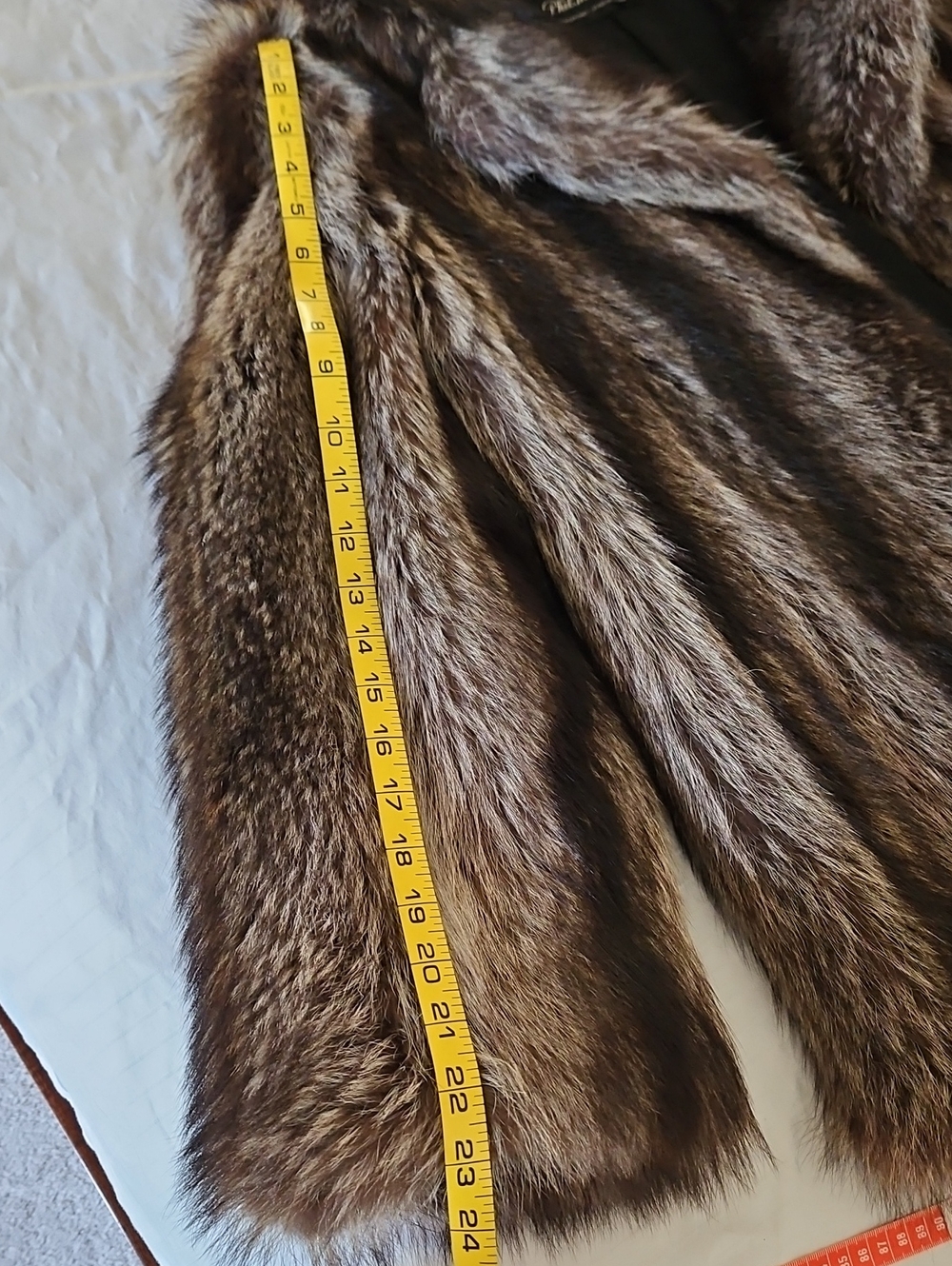 Vintage 1970s Genuine Raccoon Brown & Grey Fur Jacket - Picture 13 of 16